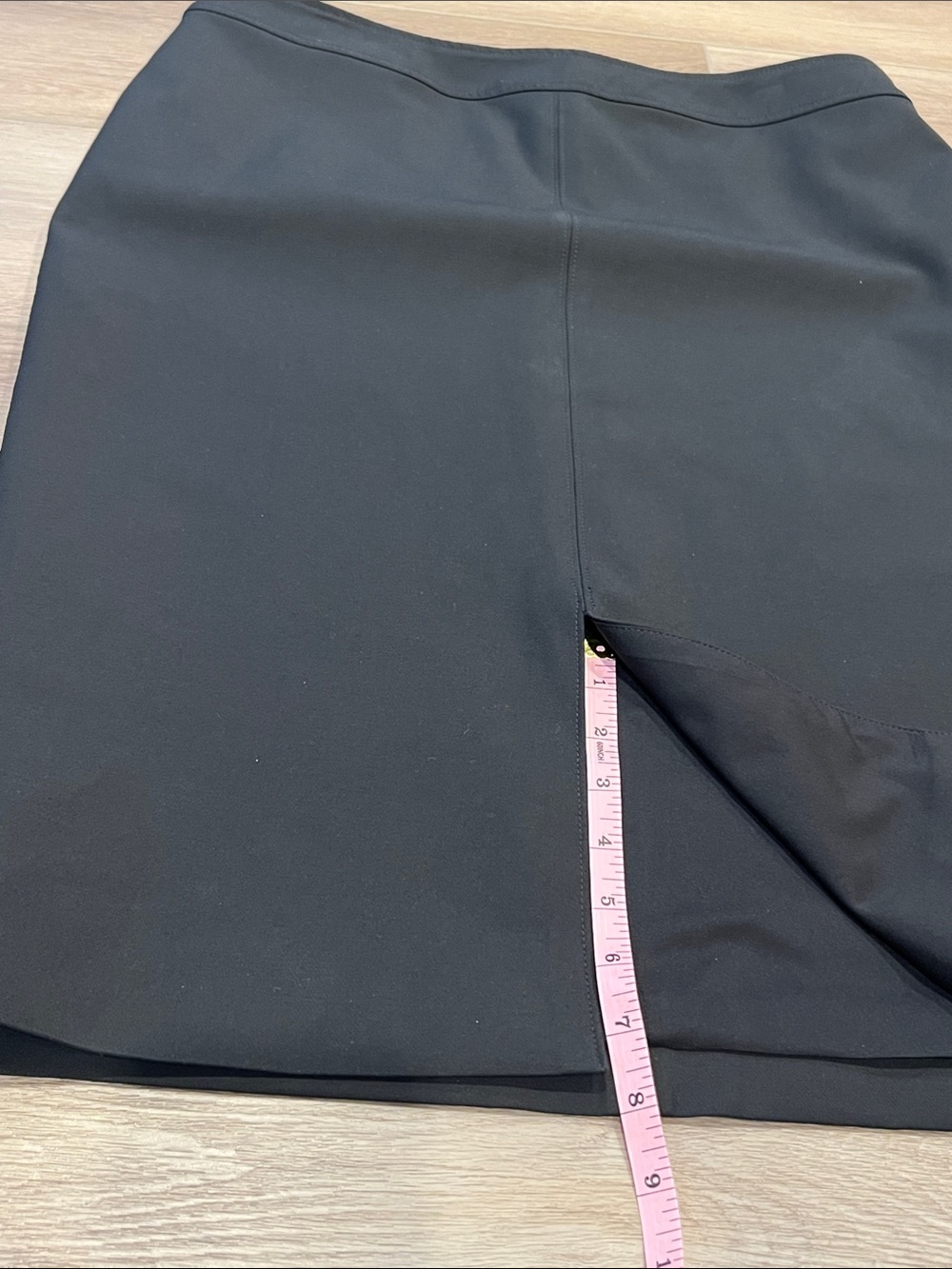 WHBM Classic Black Women's Pencil Skirt Size 12 Front Slit Work Office Corpcore - Picture 6 of 13